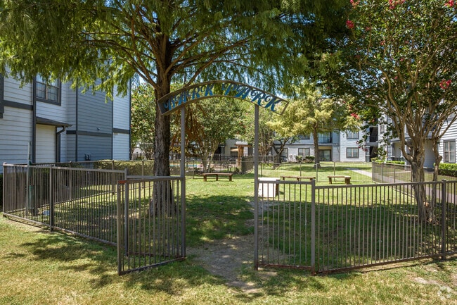 ¡Parque para perros - The Ambrose