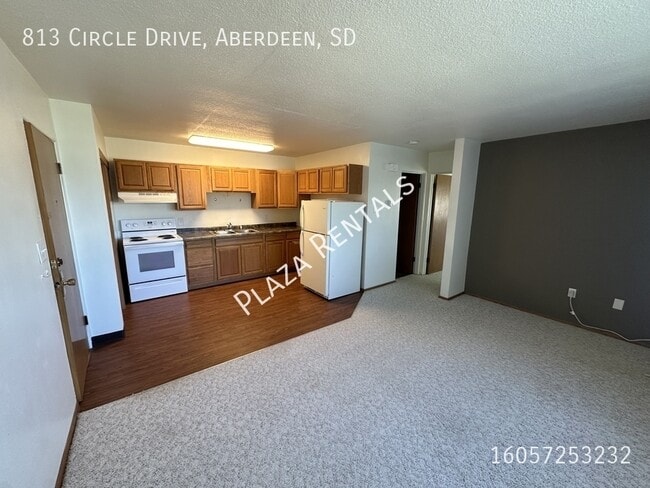 Building Photo - 2104 3rd Ave SE Unit 4 Rental
