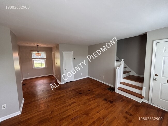 547 Wakefield Dr