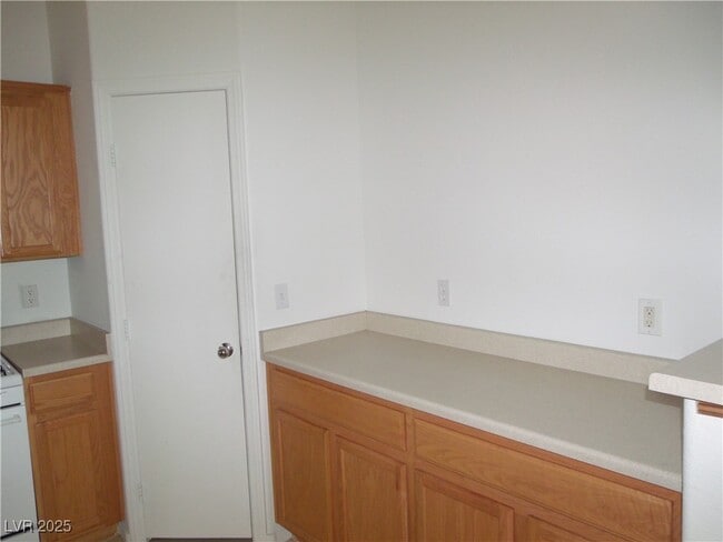 Photo - 5960 Palmilla St