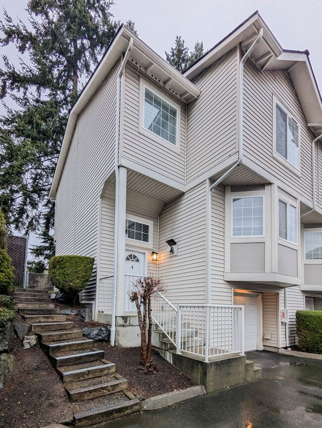 Building Photo - 20022 61st Pl W Unit A