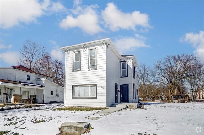 Building Photo - 810 Innisfallen Ave Rental