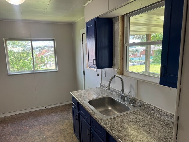 Photo - 2 Bed / 1 Bath in Clairton