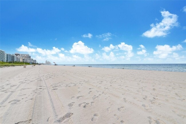 Photo - 9273 Collins Ave Unit 507
