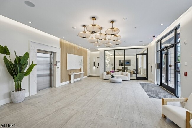 Photo - 1722 Springfield Ave Unidad 402