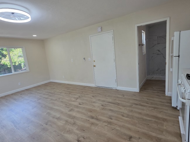 Photo - 24542 San Marcos Dr Unit Back
