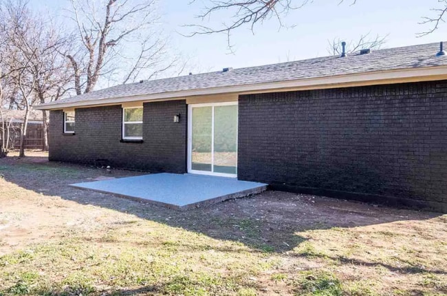 Photo - 7317 NW Compass Dr