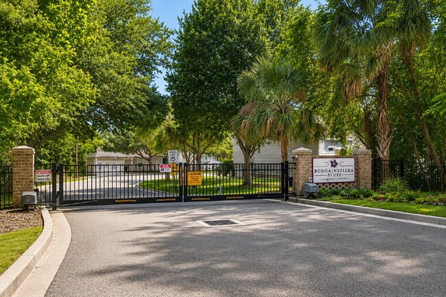 Photo - Gated waterfront community on Savannah Southside Unit 26