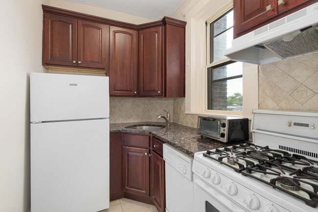 Photo - 22 Orkney Rd Unit 41