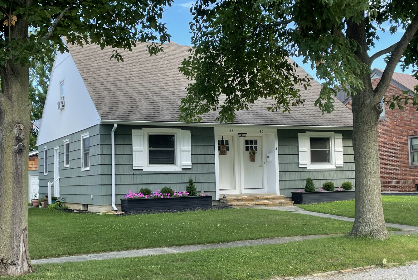 Beautiful renovated 2 bedroom Warren Street Tiffin Ohio - 80 Warren St Apartments Unit 80