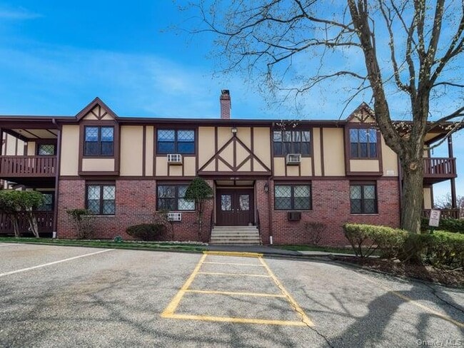 Building Photo - 391 Sierra Vista Ln