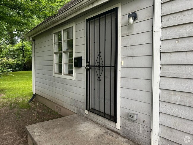 Building Photo - 1745 Edward Ave Rental