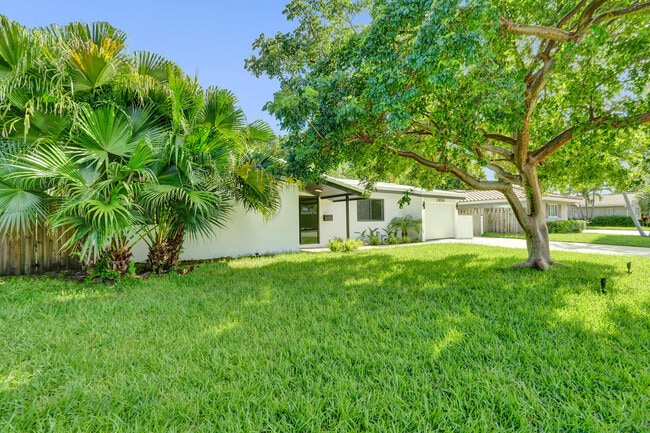 Photo - 1250 SW 4th St