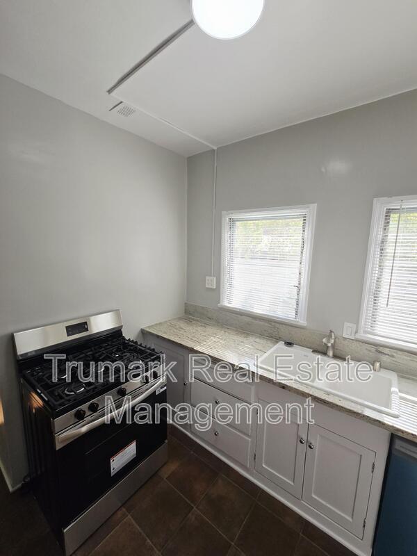 Photo - 347 Arden Ave Unit 3