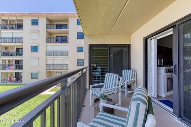 2290 Ocean Shore Blvd