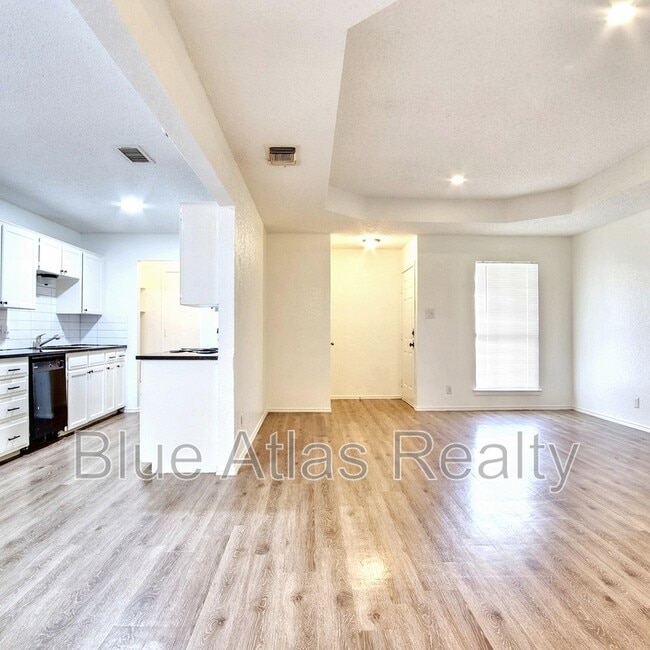 Photo - 1817 San Rafael St