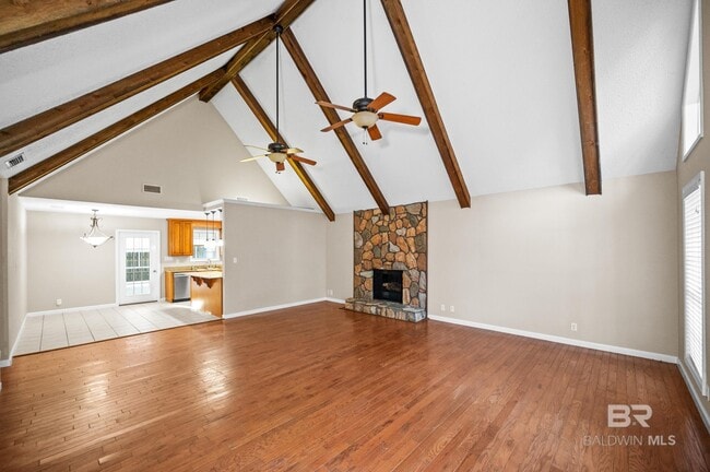 Photo - 111 Montclair Loop