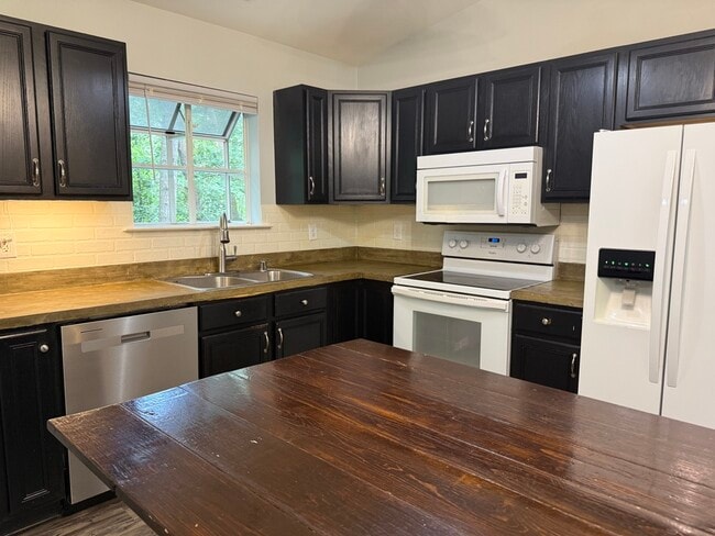 11610 Shoshone Trl