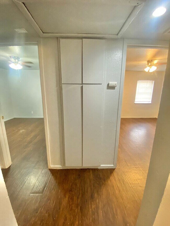 Photo - 4613 Belton Ave Unit C