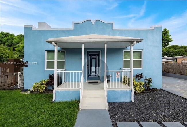Building Photo - 1129 NW 30th St Unit 1 Rental