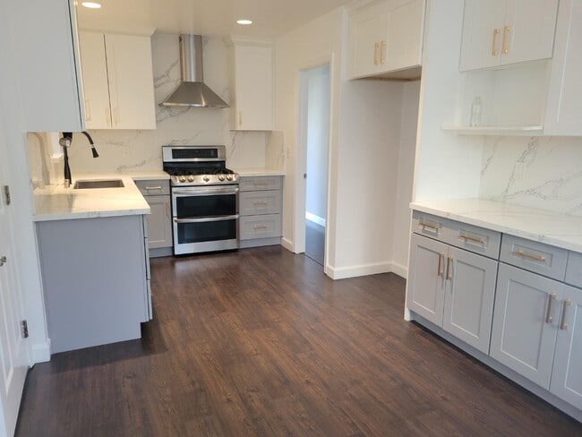 Photo - 756 Broadmoor Dr