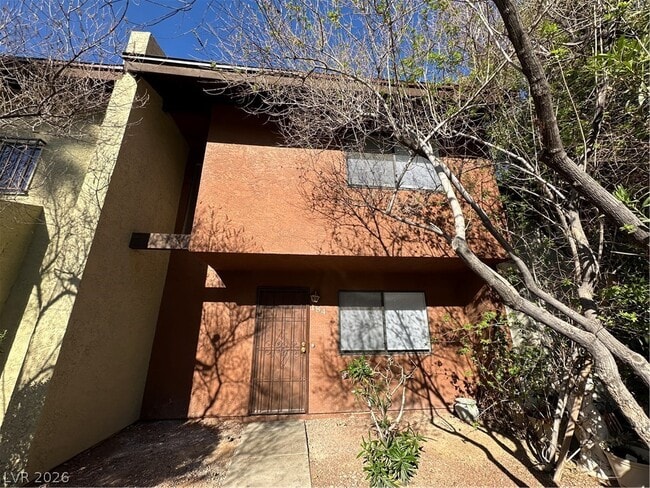 Building Photo - 181 Bel Port Dr