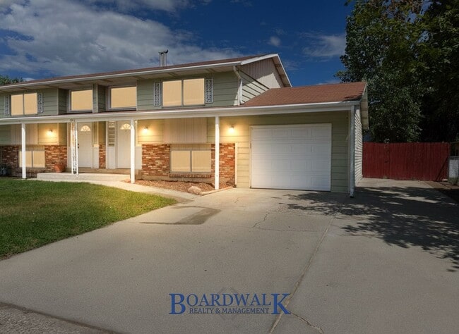 Photo - 3944 Crown Ave Unit 3944 W Crown Ave #B