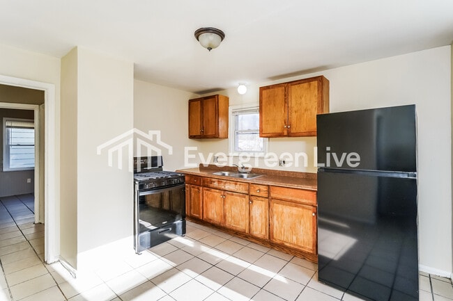 Photo - 5704 N 38th St