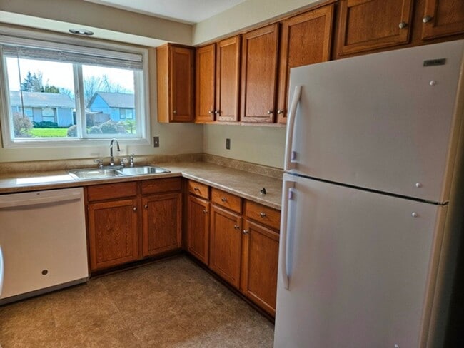 Photo - 3Bd/2Ba Single Story Home-For viewing!