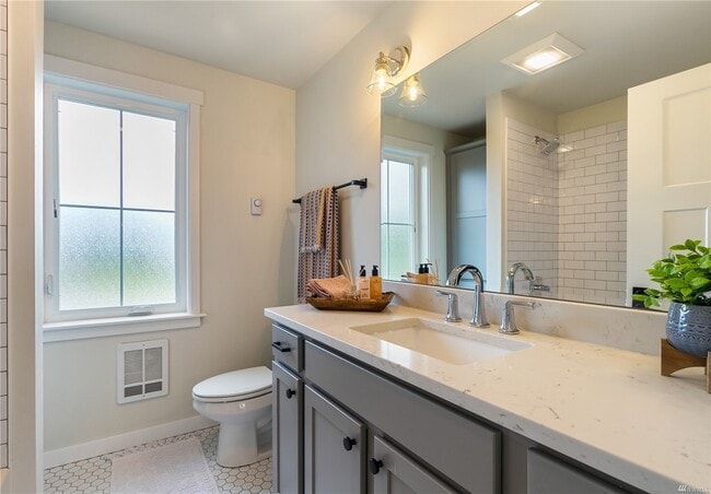 Photo - 3226 E Sunset Dr