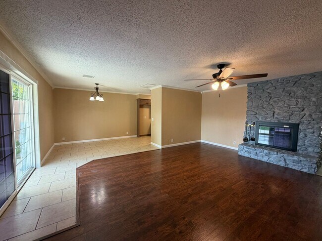 Photo - 3-bedroom, 2-bath rental in the heart of Tulsa, located in the highly desirable Union School Dist...