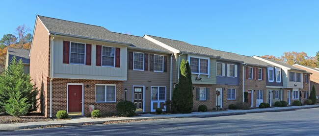 Photo - 919 Lakeview Ave