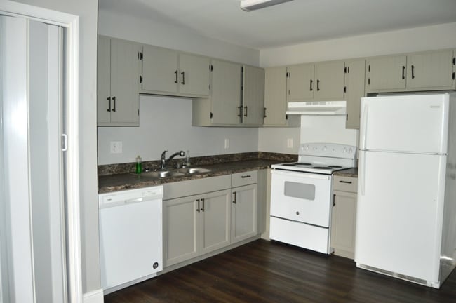 Photo - MORGAN AVE APARTMENTS Unit Apt 4