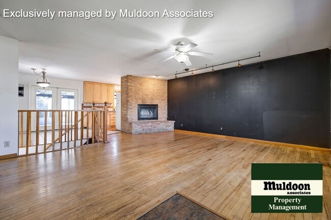 Photo - 70 Caledonia Rd