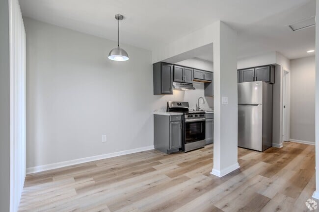 Building Photo - Commons At Waters Edge Rental