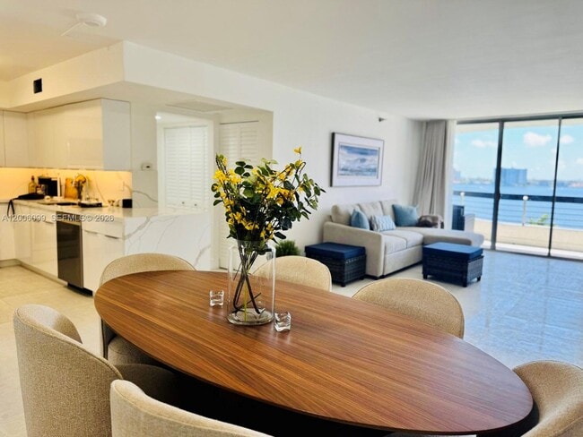 Photo - 19101 NE 36th Pl Unit 904