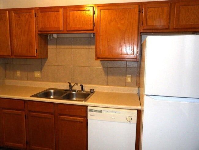 Photo - 2820 Mobley St NW