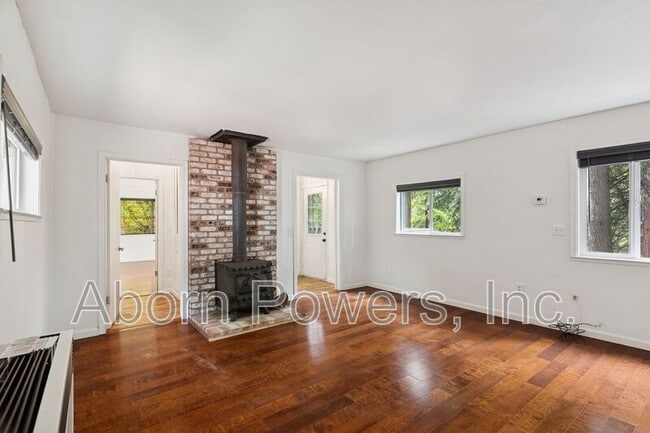 Photo - 6420 Starkes Grade Rd