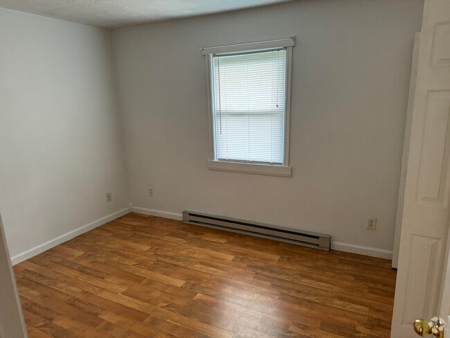 Building Photo - 1240 Hilltop Cir Unit 1 Rental