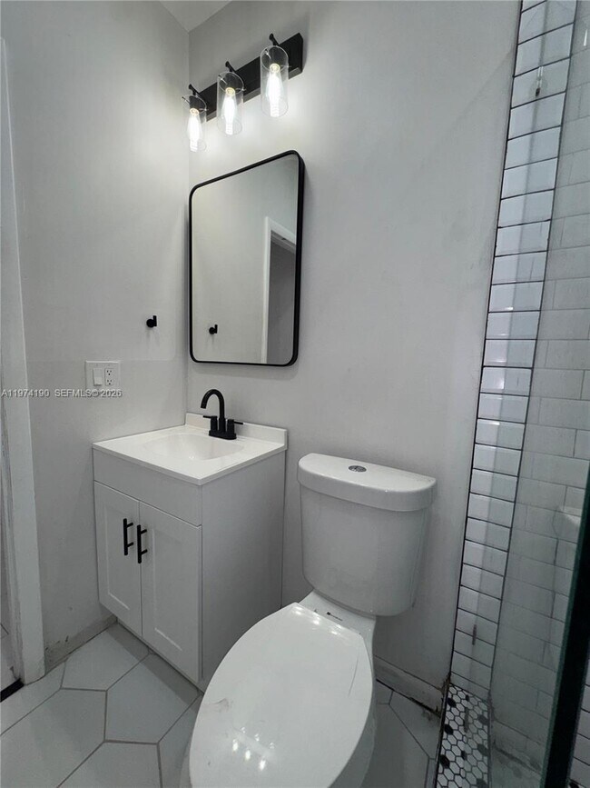 Photo - 11711 SW 107th Ct Unit 0