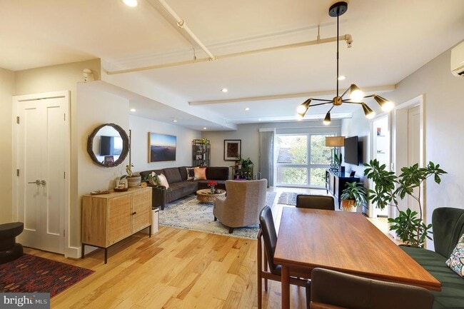 Photo - 1514 Newton St NW Unit 301