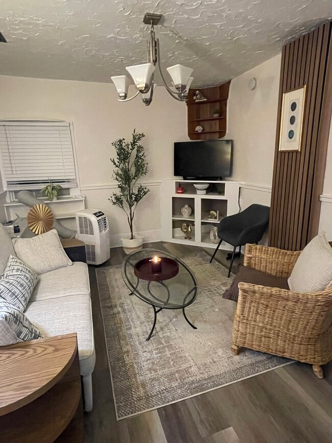 1 Horton Pl Unit 1