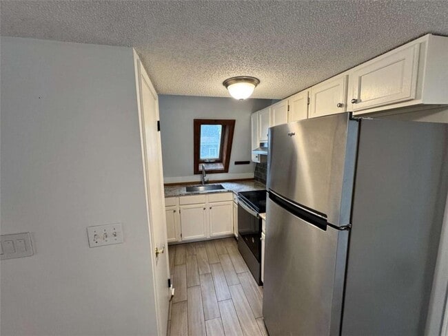 Photo - 2475 Hawk Creek Trail