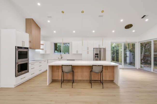 Photo - 5537 NW 21st Way Casa