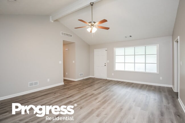 Photo - 1882 Falcon Wood Dr NE