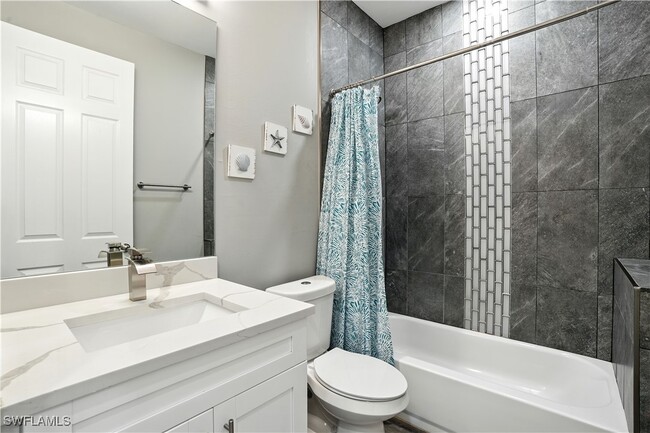 Building Photo - 10140 Carolina St