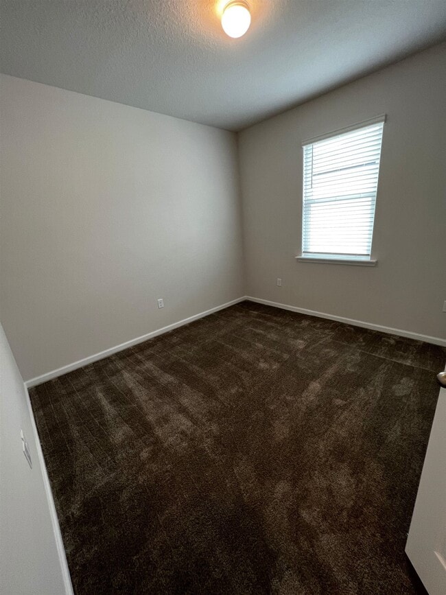 Photo - 711 Honeycomb Trl