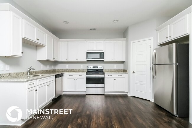 Photo - 705 Mitscher Dr