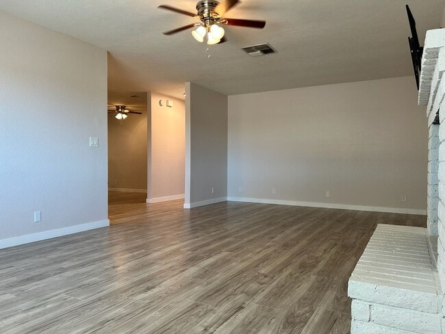 Photo - Please contact Vaughn Realty to set up an ...