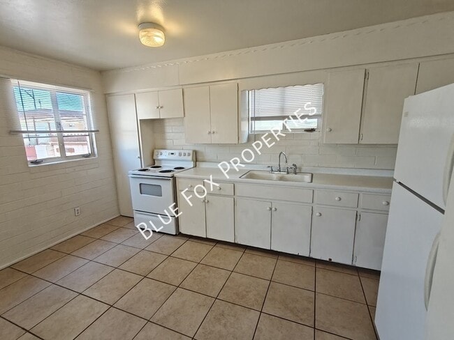 1224 N Camilla Blvd